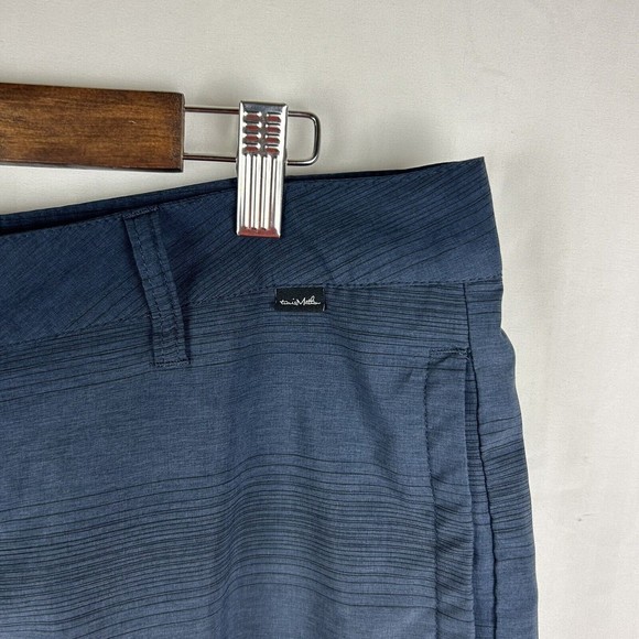 Travis Mathew Men's Blue Striped Stretch Golf Shorts‎ Size 34 - Picture 3 of 7